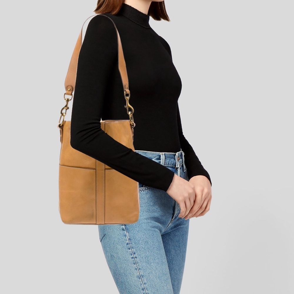 Frye leather bag with dust bag. In good condition with normal wear and tear.